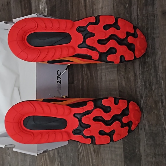 Airmax 270 React 11.5 red black and yellow - Picture 3 of 5
